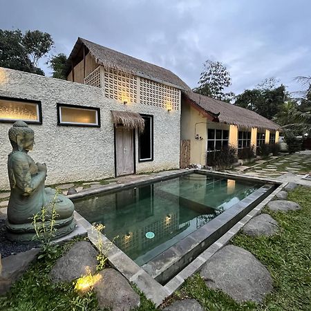 Hotel Bamboo Oasis Ubud Exterior foto