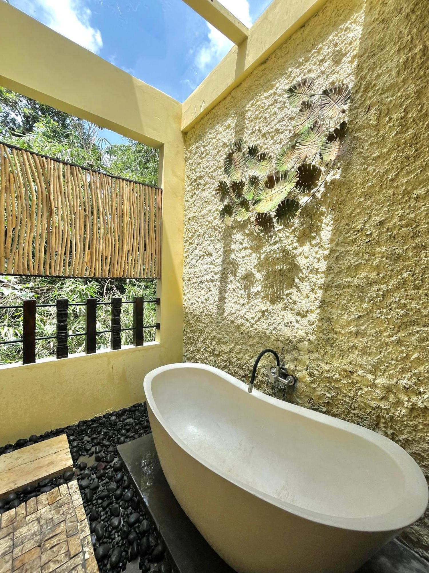Hotel Bamboo Oasis Ubud Exterior foto